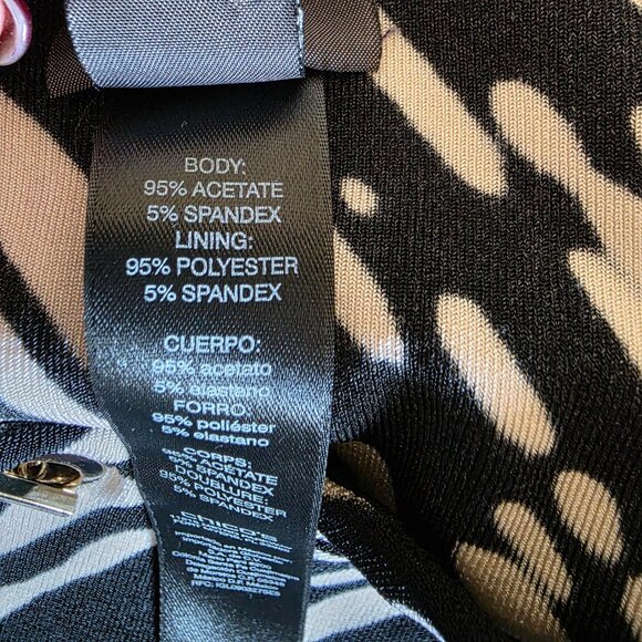 Chico's Travelers Top Tunic Black White Stretch Gold Chain Accent Size 0 Small - Picture 8 of 8